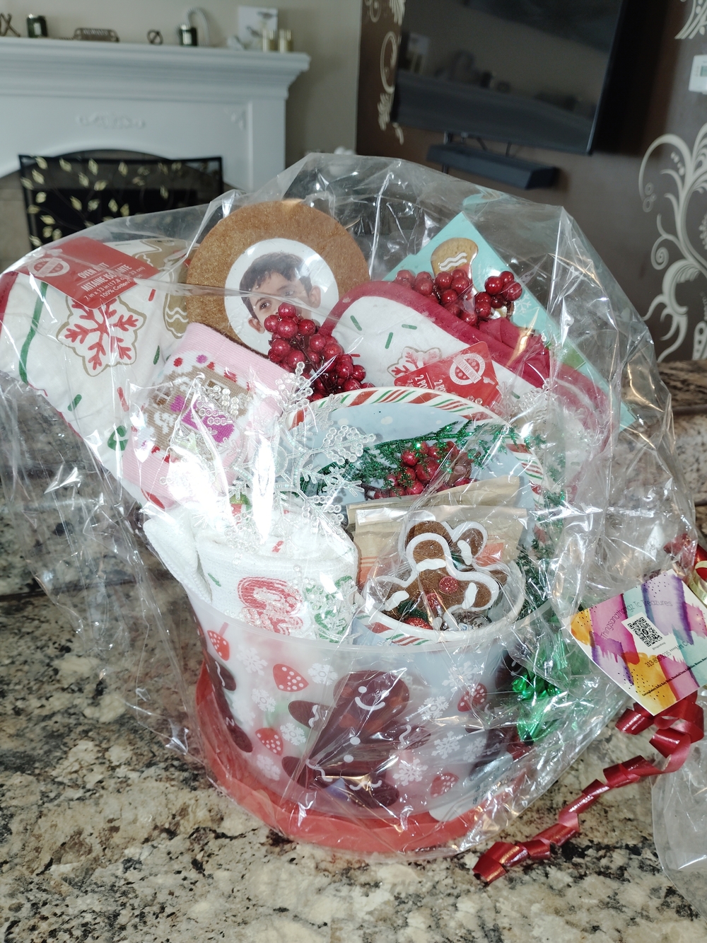 Holiday Christmas Gift Basket with Gingerbread and Red Berry Accents - Picture 2 of 6
